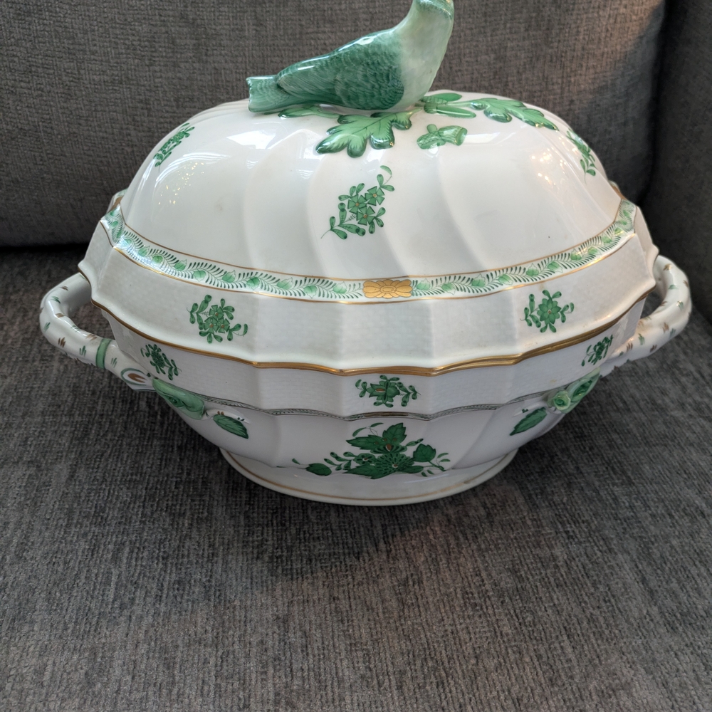 Herend White Handpainted W/ 14KT Gold Serving Tureen With Ornate Bird & Flowers - Picture 5 of 12